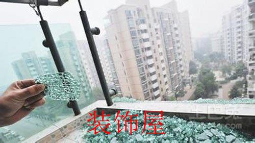 全装修楼盘窗户玻璃自爆 业主投诉一个多月未果 全装修楼盘窗户玻璃自爆 业主投诉一个多月未果