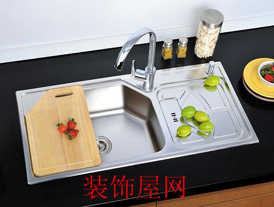 厨房水龙头多少钱 厨房水龙头品牌及价格 厨房水龙头多少钱 厨房水龙头品牌及价格